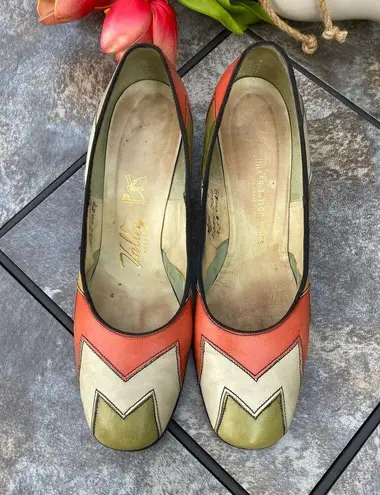 Vintage Mid Century Disco Square Toe Colorblock Leather Pumps Heel 9.5 MCM Retro Orange