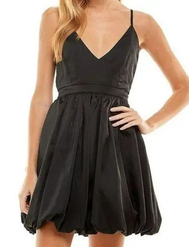 TCEC The Trendy Bubble Dress that Everyone Wants Black Size Large NWT