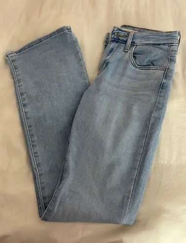 Levi's 725 High-Rise Bootcut