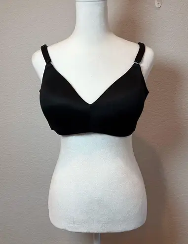 Warner's Black Bra with Molded Cups and Adjustable Straps Size undefined
