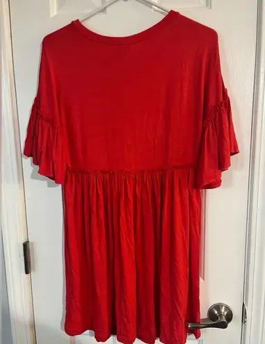 ee:some NWT red tunic  size small