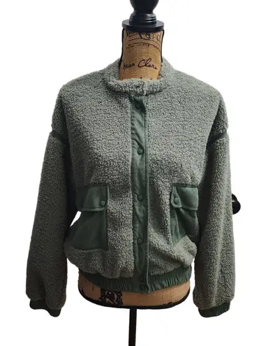&merci Jacket Womens Size Small Green MJK3818 Snap Button Closure Cozy