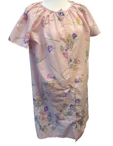Vntg USA Housecoat Gown Floral Pearl Snap Grandma Cottage Pink Pastel Granny Size L