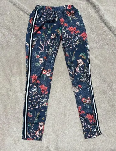 Glamorous Blue And Floral Silk Pants