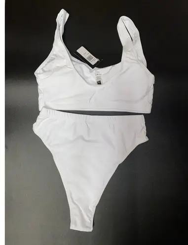 Frederick's of Hollywood NWT Vedra White Bikini Swim Bathing Suit Size Small