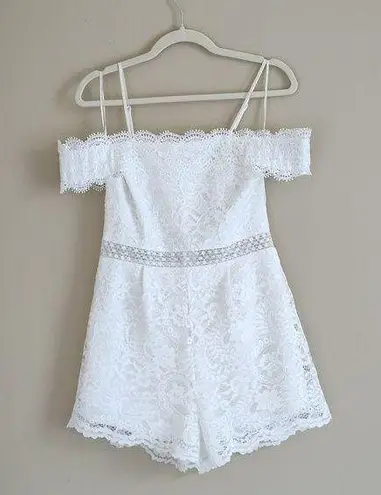 Francesca’s Cute Romper off Shoulder Lace Crochet Shorts size Small White