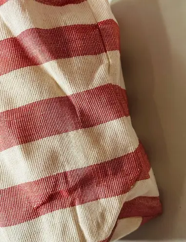 CRABTREE & EVELYN Red White Striped Wrapped Circular Handles Beach Tote Hand Bag