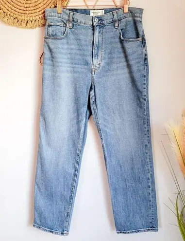 Abercrombie & Fitch  Ultra High Rise Ankle Straight Medium Wash Jeans Size 30 10