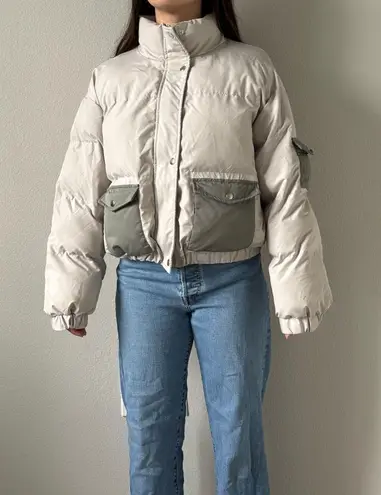 Cream & Green Puffer Jacket Gray Size M