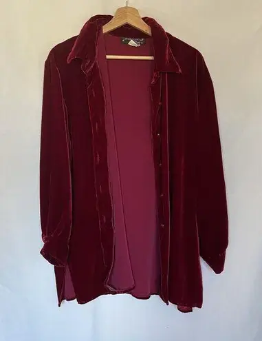 Hampton Nites red rayon silk women's large long button down velvet style shirt