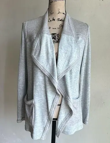 St. John Open Waterfall Contrast Gray Cardigan Size Small