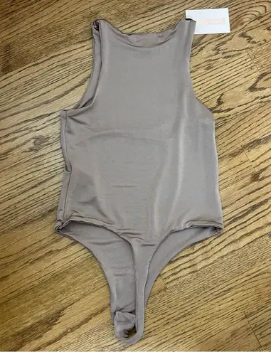 Missguided | Chocolate Seamfree Bodysuit NWT Size 4