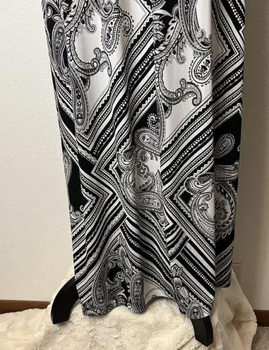 cj banks  size 3X black and white maxi dress with beautiful detailing