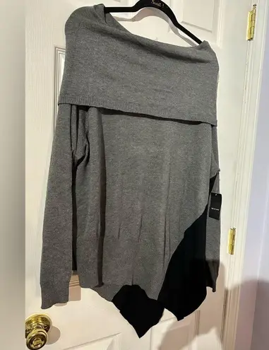 Verve Ami NWT  Gray and Black Off-Shoulder Sweater 2X - Image 3
