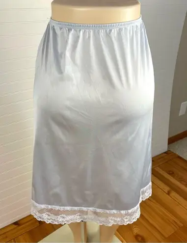 Woolite Women’s Vintage Lace Trim Half Slip Skirt Fairycore Ethereal Coquette S Blue