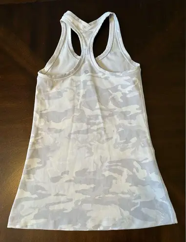 Lululemon  size 4 Cool Racerback Incognito Camo Alpine White Camo