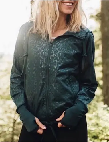 Zyia Jade Bomber Jacket Dark Jade Green Leopard Size Medium Hooded Light Coat