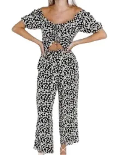Kittenish Daisy Print Jumpsuit Sz. L Cinched Cut Out Top Off Shoulder High Waist