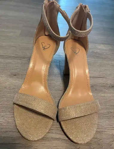 Windsor Heels