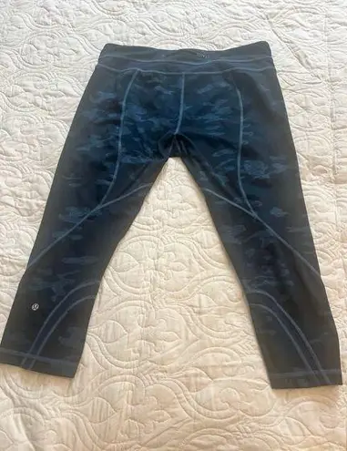 Lululemon  run inspire lotus blue camo leggings size 12