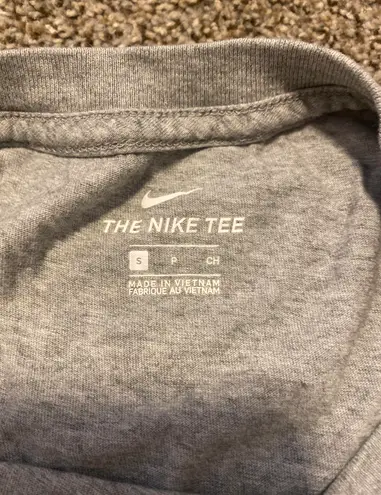 Nike T-shirt