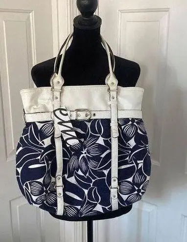 Emilie M NWT Floral Navy and White Shoulder Bag. Blue