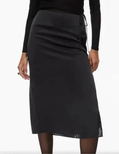 Wilfred NWT Aritzia color black Elixir Satin Skirt