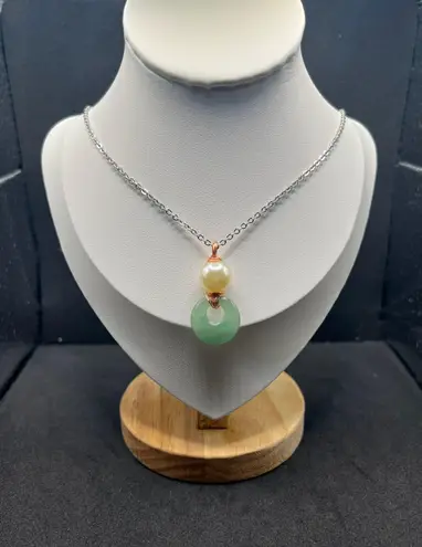 Handmade Green Jade Chain Necklace with Pearl Bead