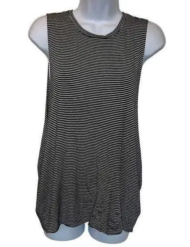 Honey Punch  EUC Black White Stripe Sleeveless Top Sz M