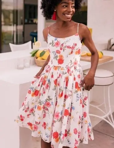 Gal Meets Glam Cassie Floral Tie Back Fit & Flare Linen Dress in Soft White