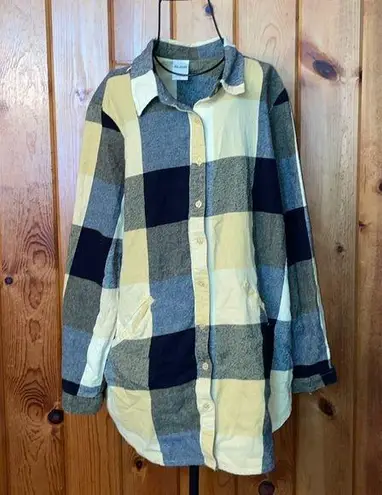 Blair yellow plaid flannel shirt size large longer in length with pockets fall