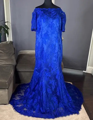 Women’s Full Length Blue Mermaid Fit Off the Shoulder Formal Dress Train Size 18