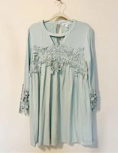 Tassels N Lace Minty Green Lace Detailed Long Sleeve Dress