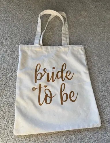 “Bride to be” Canvas Tote Bag Bridal Wedding Bachelorette Beach White