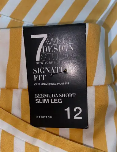 New York & Co. shorts Bermuda style signature fit slim leg stretch size 12 NWT