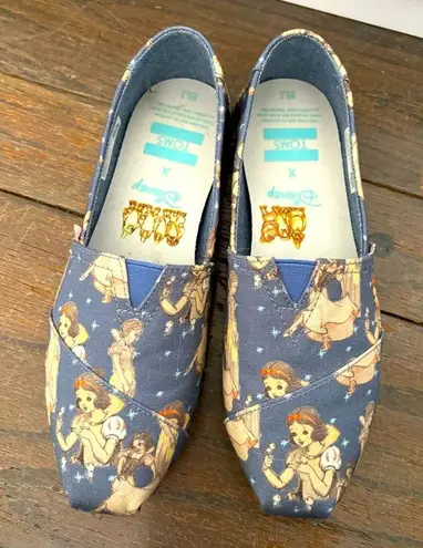 Toms Disney x  Princess Snow White Printed Slip-ons Women's Size 6.5