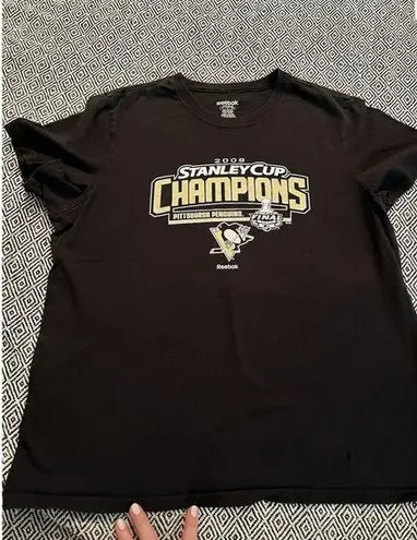 Reebok Pittsburgh Penguins Shirt Women’s Large  NHL Hockey 2009 Stanley Cup