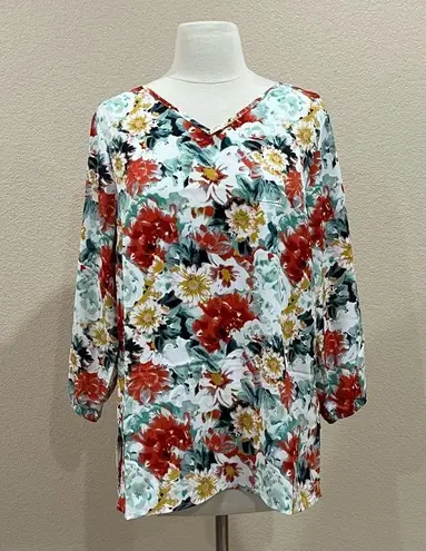 Mario Serrani Green Floral V-Neck Tunic Top NWT Size Small