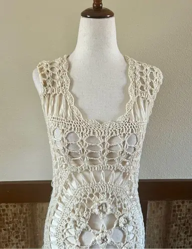 Romeo + Juliet Couture  Sleeveless See-Through Swim Coverup Crochet Dress Small