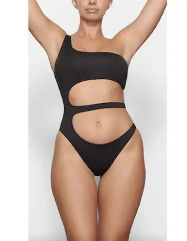 SKIMS NWT One-Shoulder Cutout Monokini Swimsuit – Onyx - Size XXL (Retail $92)