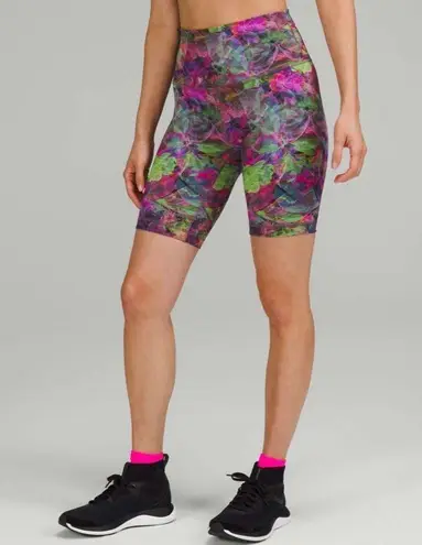 Lululemon  Women’s 12 Wunder Train High Rise Biker Short Vivid Floral Tone Multi