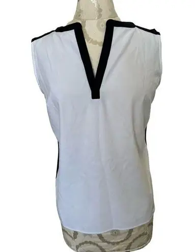 Peter Nygard  Women's Classic Sleeveless Top Petite Size 8