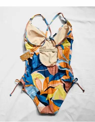 Kona Sol β
NWT Side-Cinch High Leg One Piece Swimsuit - Multicolored β