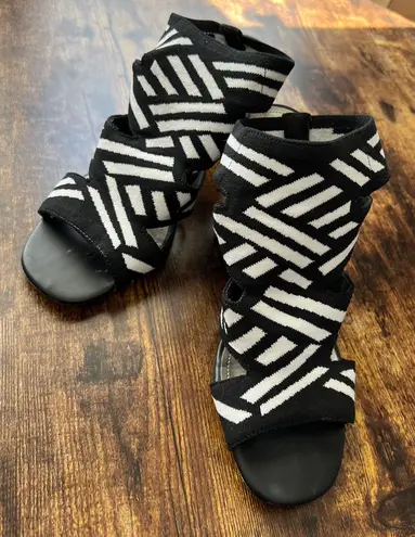 Impo Stretch | ladies Violaine high heeled sandals. Size: 8M.