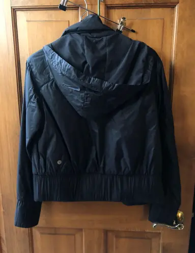 Lululemon Windbreaker