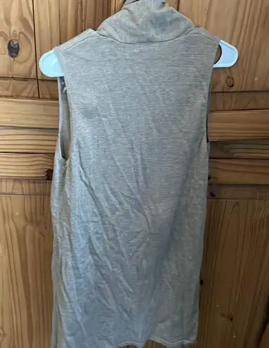 Joseph A . qu’est-ce que c’est silk? New With Tag “Mocha” Color Cardigan Size M