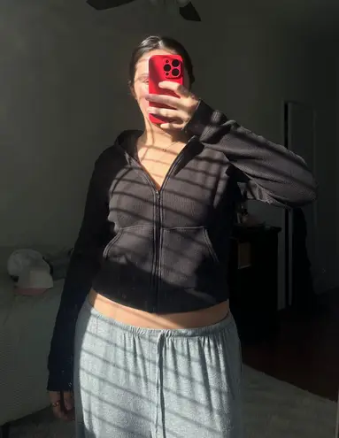 SKIMS Waffle Knit Cropped Zip Chocolate