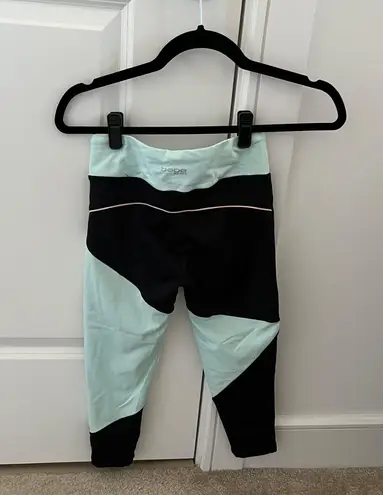 Bebe Sport Aqua Black Cropped Leggings