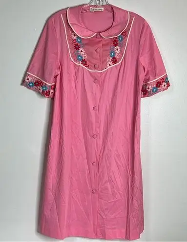Vintage 1960’s JCPenny Pink Embroidered Night Robe Dress Size M