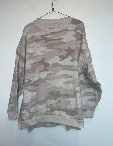 American Eagle Tan Camo  Jegging Fit Crewneck